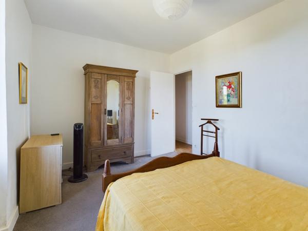 Roquecor (82150) Roquecor Opportunité d’investissement et de cadre de vie maison avec 6 chambres et jardin