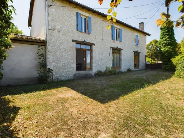 Roquecor (82150) Roquecor Opportunité d’investissement et de cadre de vie maison avec 6 chambres et jardin