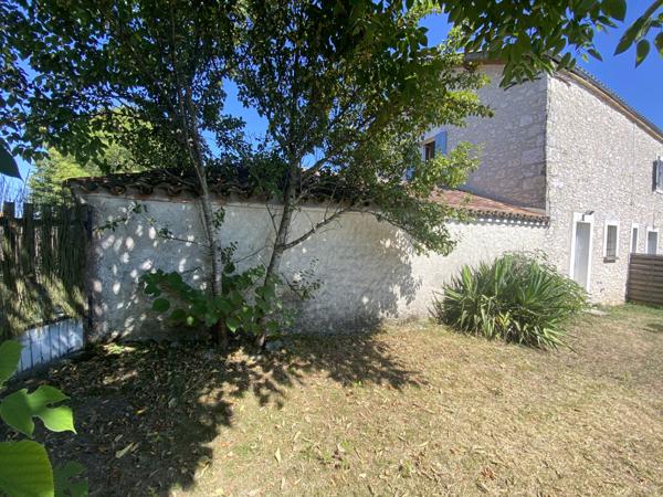 Roquecor (82150) Roquecor Opportunité d’investissement et de cadre de vie maison avec 6 chambres et jardin