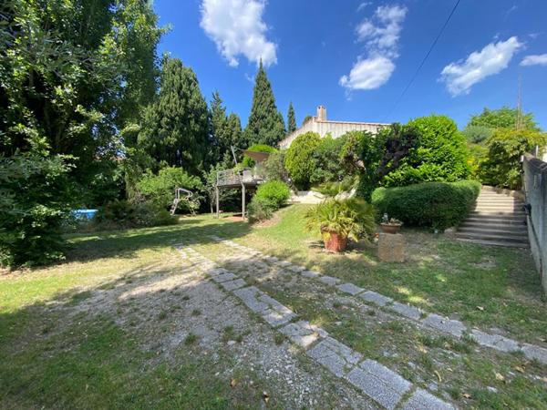 Maison Familiale avec Piscine SALON-DE-PROVENCE