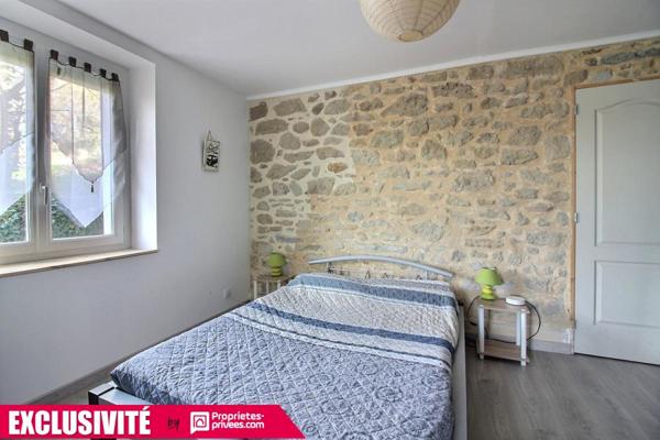 EXCLUSIVITE : Maison plain pied T7 -154m² - PISCINE - Terrain de 4000m² / 5 chambres+1 bureau  / MALEMORT