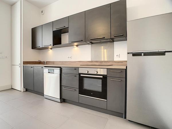 T3 – 74 m² – PARKING – 69005 – LYON