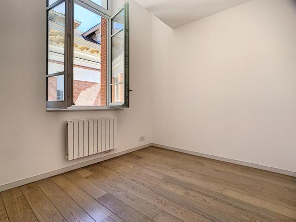 T3 – 74 m² – PARKING – 69005 – LYON