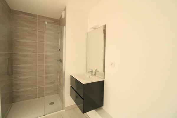 Appartement 2 pièces                                        - 44300 Nantes Réf : 12171