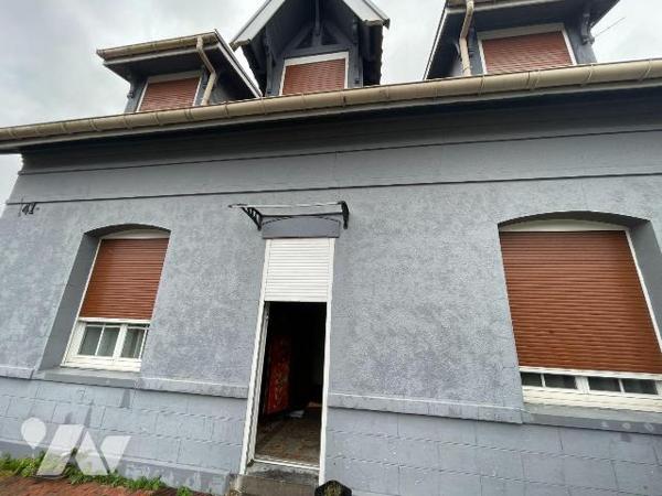 Maison à Vendre à Sains-en-Gohelle (62114) en Pas-de-Calais (62)

maison construite en 1948. ...