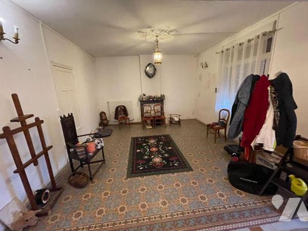 Maison à Vendre à Sains-en-Gohelle (62114) en Pas-de-Calais (62)

maison construite en 1948. ...