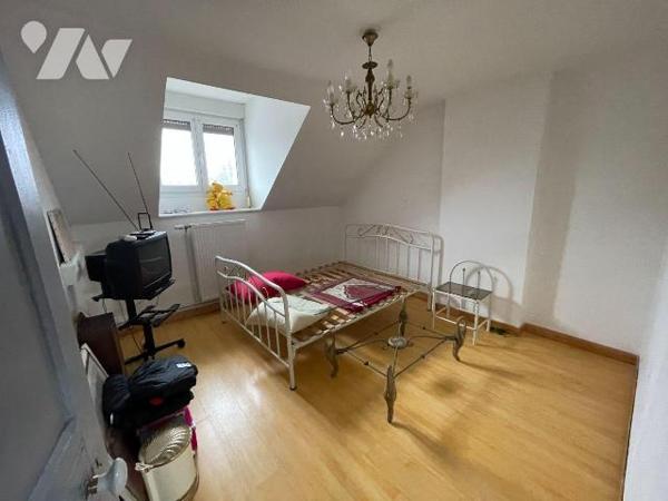 Maison à Vendre à Sains-en-Gohelle (62114) en Pas-de-Calais (62)

maison construite en 1948. ...