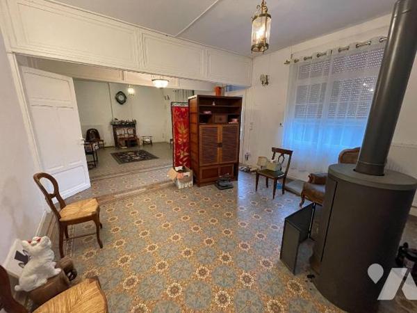 Maison à Vendre à Sains-en-Gohelle (62114) en Pas-de-Calais (62)

maison construite en 1948. ...