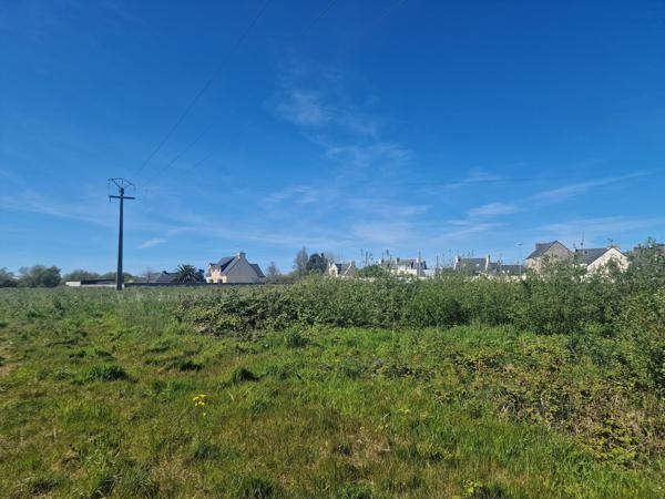 TERRAIN À BÂTIR - VIABILISÉ - 551 m2 - LIBRE CONSTRUCTEUR