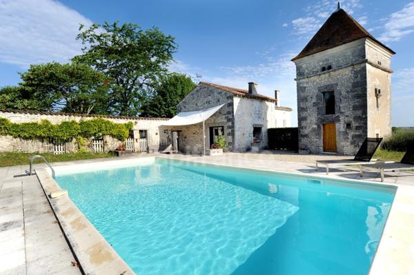 Propriete à vendre 8 pièces COGNAC (16)