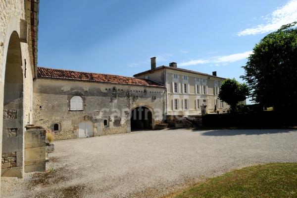 Propriete à vendre 8 pièces COGNAC (16)