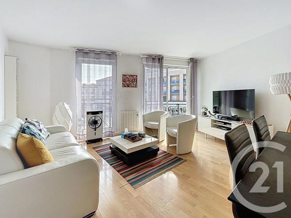 Appartement F2 à vendre  2 pièces - 49 m2 VILLECRESNES - 94