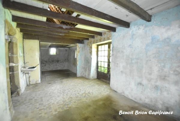 Maison en pierre 6 pièces SAINT BRICE DE LANDELLES (50)