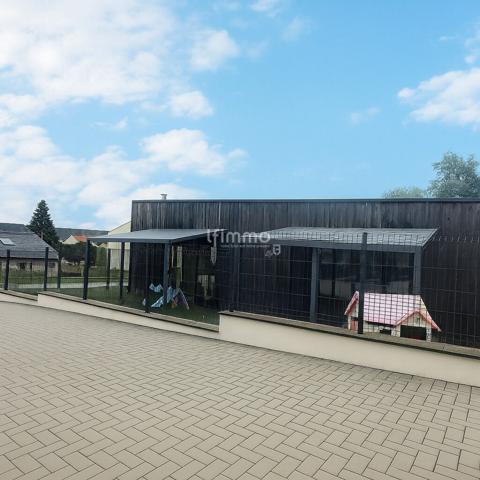 Bâtiment de 190 m2 à usage professionnel - ancienne crèche