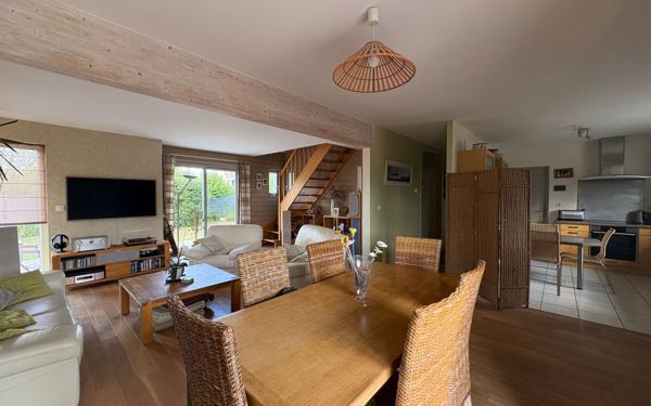 Maison à vendre    5 pièces • 126 m2 Hébécourt