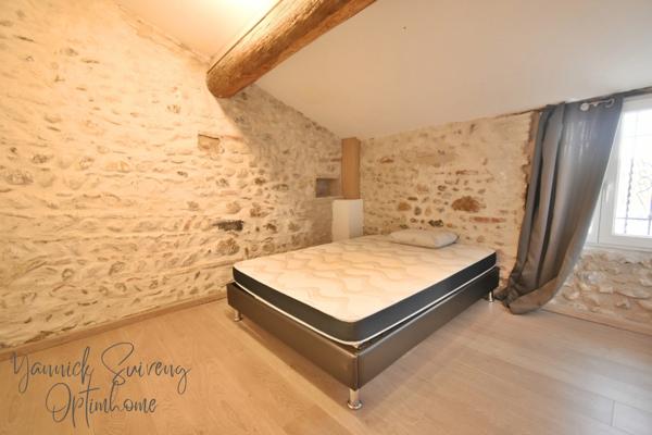 GRANDE MAISON DE VILLAGE DE 142 M² AVEC TERRASSE - RIVESALTES (66600)