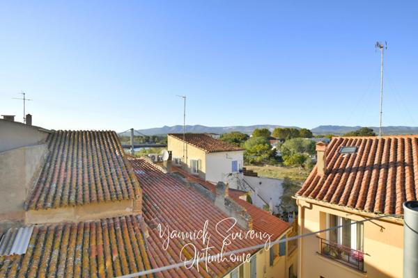 GRANDE MAISON DE VILLAGE DE 142 M² AVEC TERRASSE - RIVESALTES (66600)