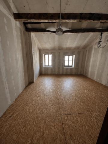 Maison avec local loué et fort potentiel