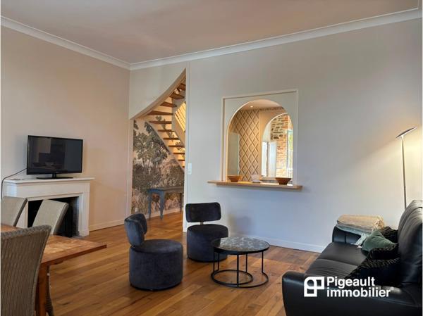 Location Appartement T 4 - Rennes - Centre Ville