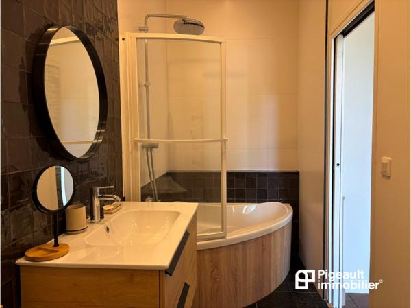 Location Appartement T 4 - Rennes - Centre Ville