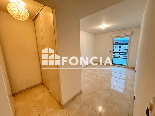 Location Appartement 4 pièces 114.49 m² - 11 TRAVERSE DE L'OLYMPIQUE Marseille 13008