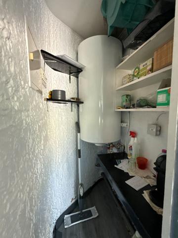 IMMEUBLE DE RAPPORT AVEC LOCAL COMMERCIAL ET DEUX T2 LOUÉS ? RENTABILITÉ IMMÉDIATE AU C?UR DE SAINT-PAUL-DE-JARRAT