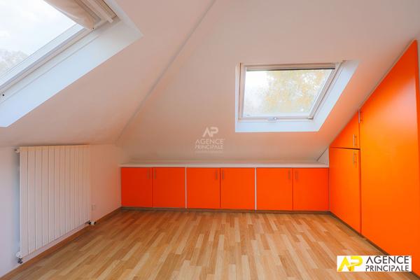 Maison Maisons Laffitte 7 pièce(s) 175.49 m2

Loyer 5 000 €/mois **

- Ref : 11176
