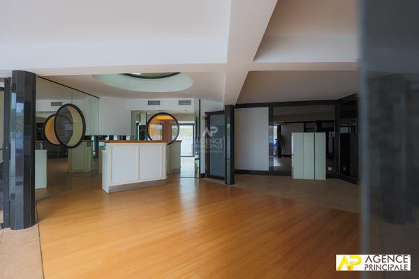 Maison Maisons Laffitte 7 pièce(s) 175.49 m2

Loyer 5 000 €/mois **

- Ref : 11176