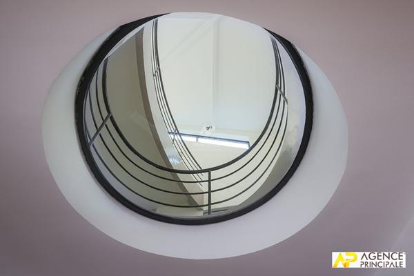 Maison Maisons Laffitte 7 pièce(s) 175.49 m2

Loyer 5 000 €/mois **

- Ref : 11176