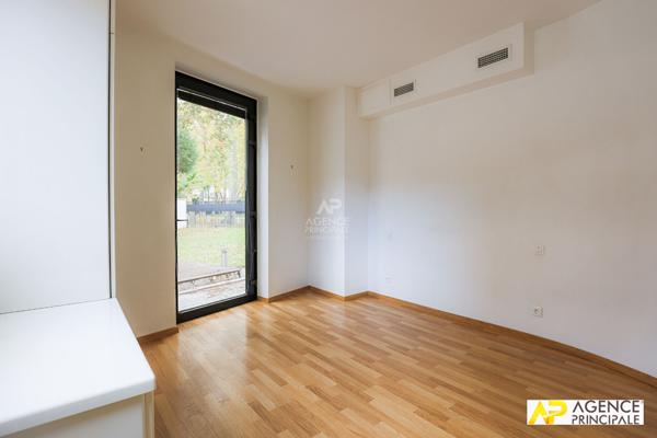 Maison Maisons Laffitte 7 pièce(s) 175.49 m2

Loyer 5 000 €/mois **

- Ref : 11176
