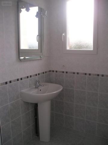 Maison individuelle à louer à Guécélard dans la Sarthe (72230), ref : LM2313-72010