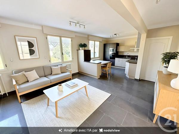 Maison à vendre  6 pièces - 123,33 m 2   CHATEAUBRIANT  - 44