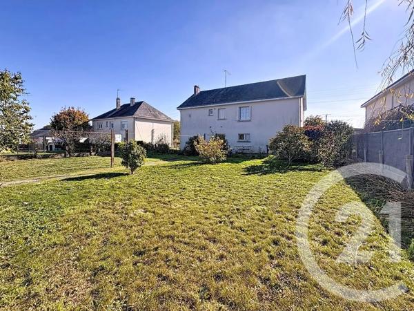 Maison à vendre  6 pièces - 123,33 m 2   CHATEAUBRIANT  - 44
