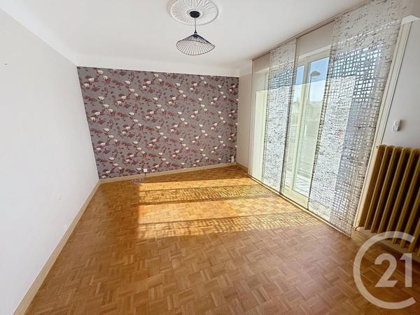 Maison à vendre  6 pièces - 123,33 m 2   CHATEAUBRIANT  - 44