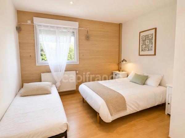 Maison à vendre 8 pièces  ()