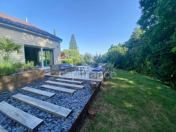 Maison à vendre 8 pièces  ()