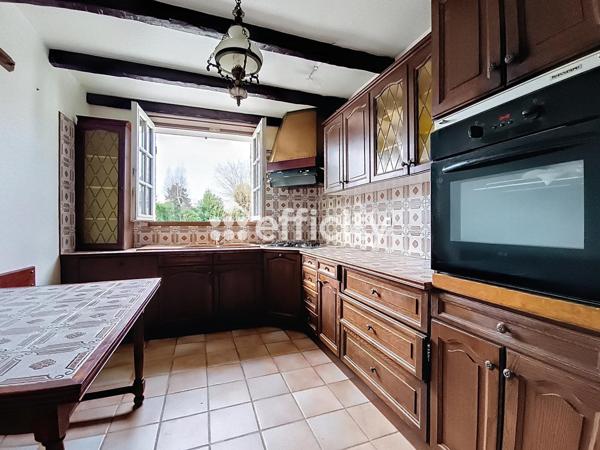 Maison 9 pièces - 156 m² Exclusivité efficity