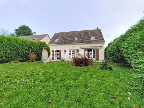 Maison 9 pièces - 156 m² Exclusivité efficity