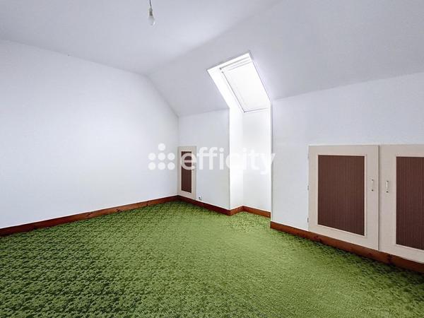 Maison 9 pièces - 156 m² Exclusivité efficity