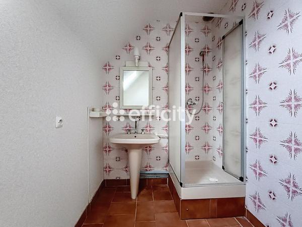 Maison 9 pièces - 156 m² Exclusivité efficity