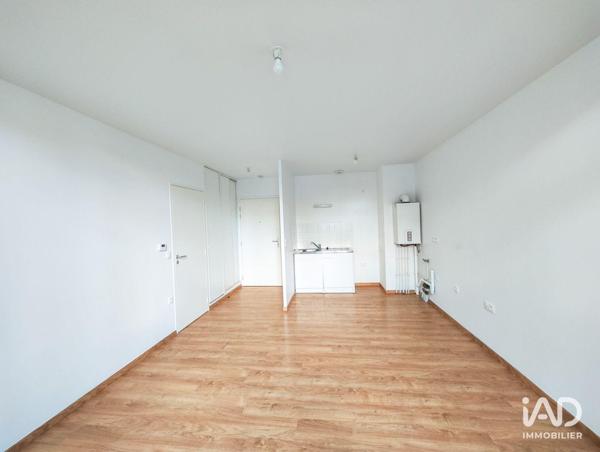 Location appartement 2 pièces 39 m² Caen