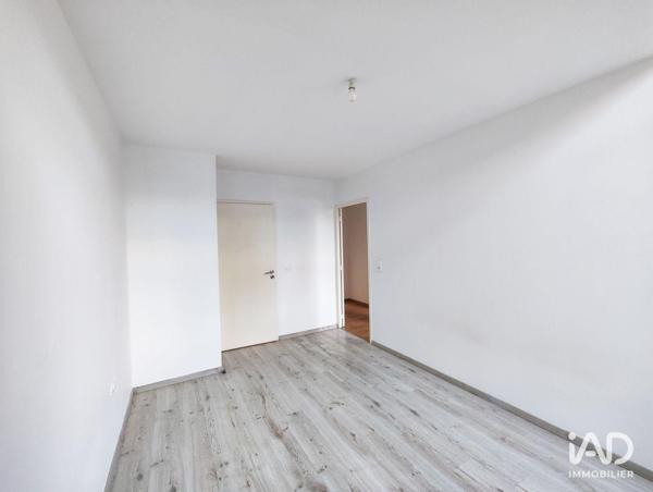 Location appartement 2 pièces 39 m² Caen