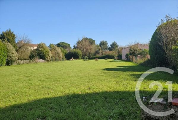 Terrain à vendre  850 m 2   LUCON  - 85