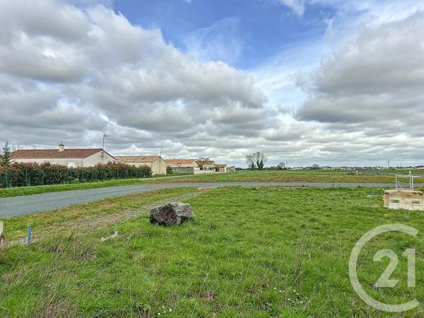 Terrain à vendre  850 m 2   LUCON  - 85
