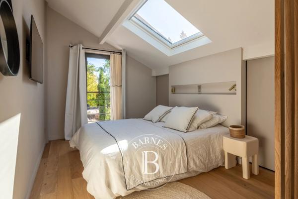 Limonest, Maison 5 Chambres -  312 m² à vendre
