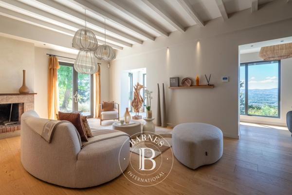 Limonest, Maison 5 Chambres -  312 m² à vendre