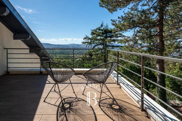 Limonest, Maison 5 Chambres -  312 m² à vendre