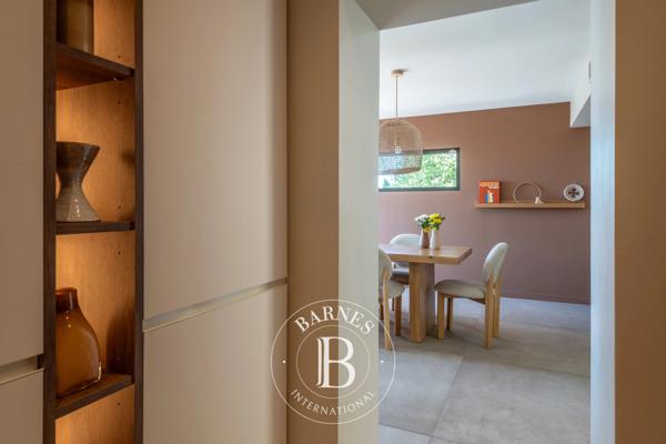 Limonest, Maison 5 Chambres -  312 m² à vendre
