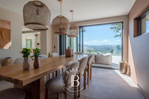 Limonest, Maison 5 Chambres -  312 m² à vendre