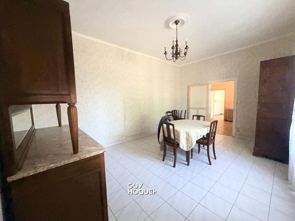 À VENDRE ! MAISON AVEC GARAGE  À SAINT-VALLIER !